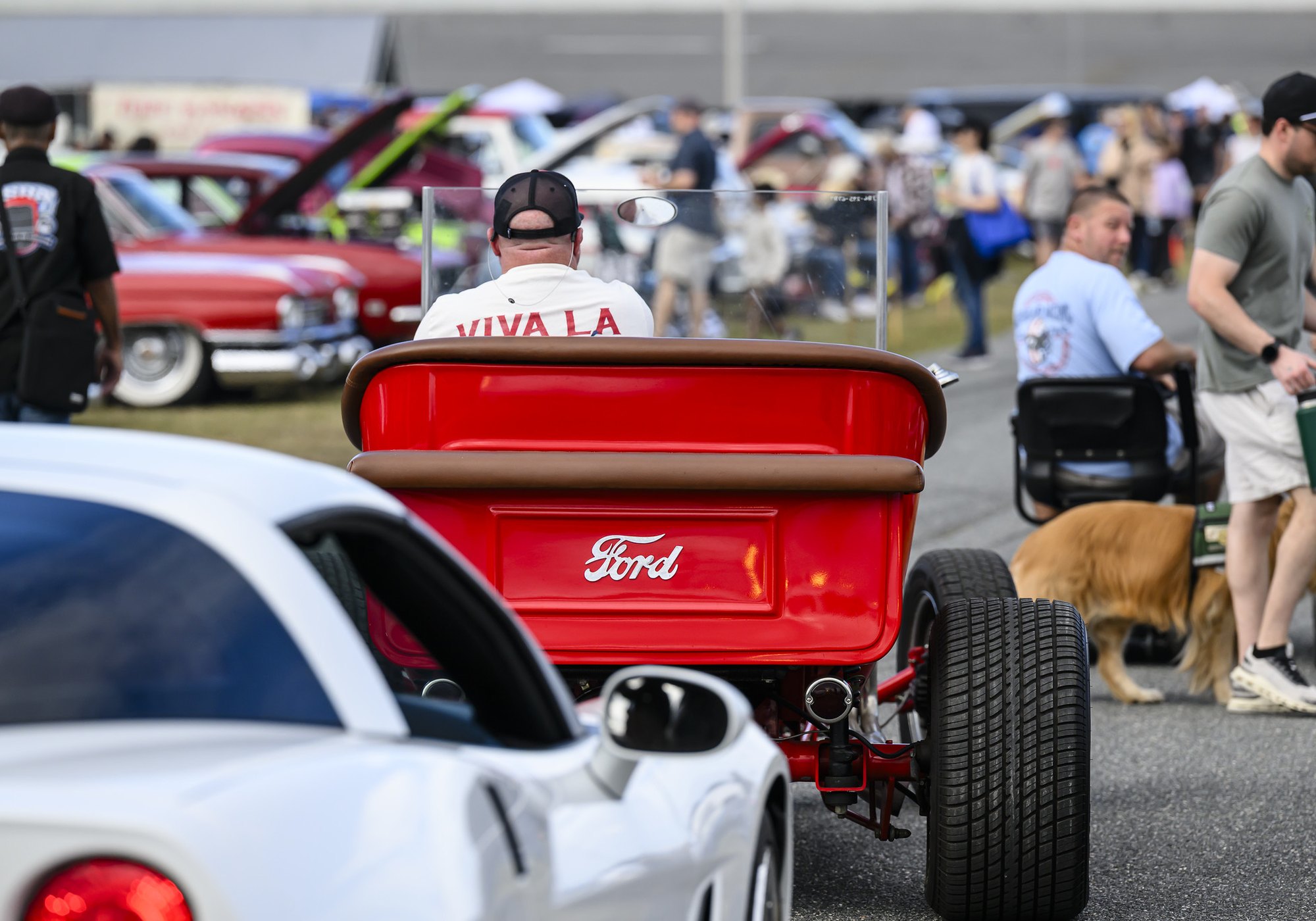 Show cars at the Daytona Turkey Run®