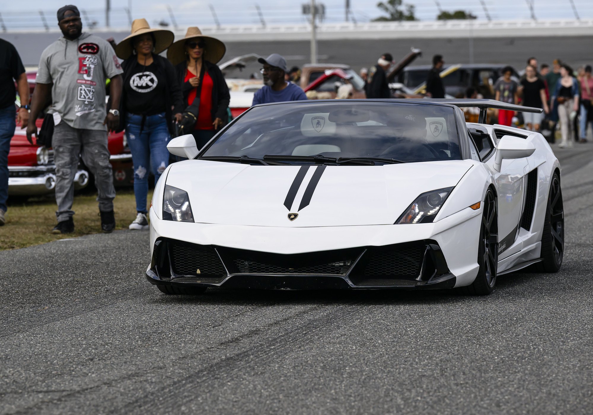 Show cars at the Daytona Turkey Run®